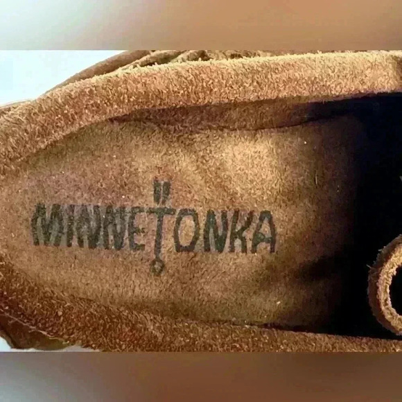 Minnetonka Kilty Hard Sole (SH39) - Picture 6 of 8